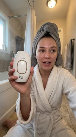 Customer review with Lumimor IPL in bathroom